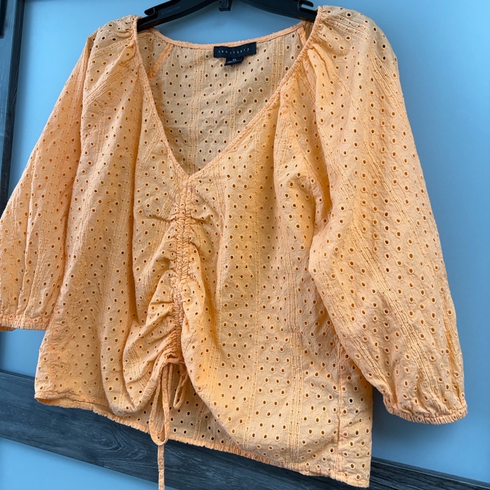 Sanctuary Orange Eyelet V-Neck Drawstring Blouse - Picture 4 of 6